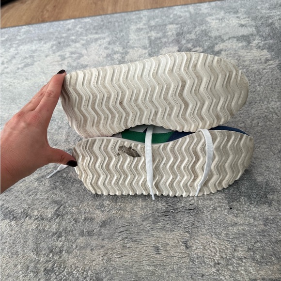 Women's 237 Flower Power Color Block Low Top Sneakers. Worn twice - Picture 7 of 7